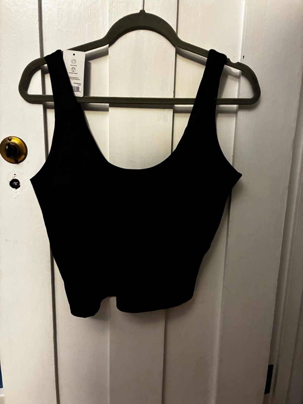 Tommy JohnWomen’s Black Scoop Neck Crop Tank Top